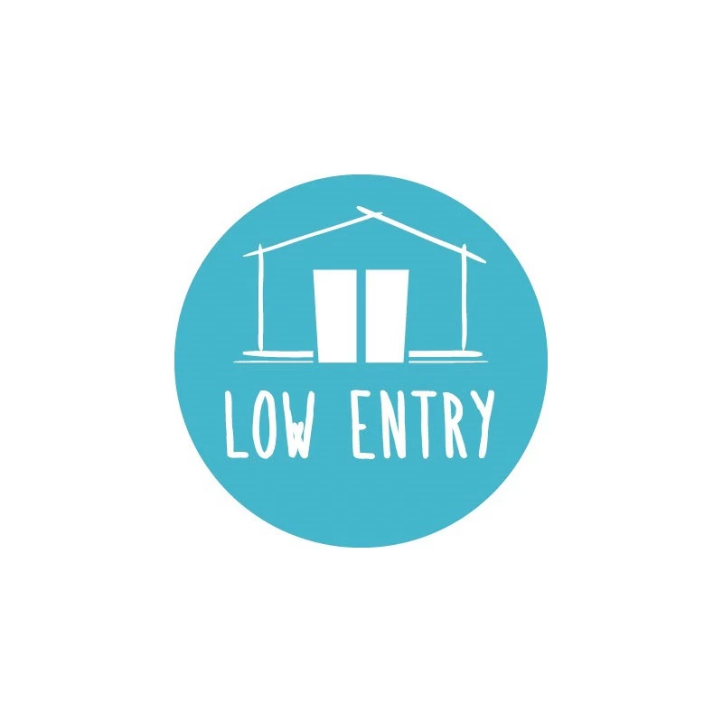 Garage Toit Plat 19,26m² Avec Porte Sectionnelle Motorisée Madriers 40mm SOLID 6 Garage Toit Plat 19,26m² Avec Porte Sectionnelle Motorisée Madriers 40mm SOLID – Image 4