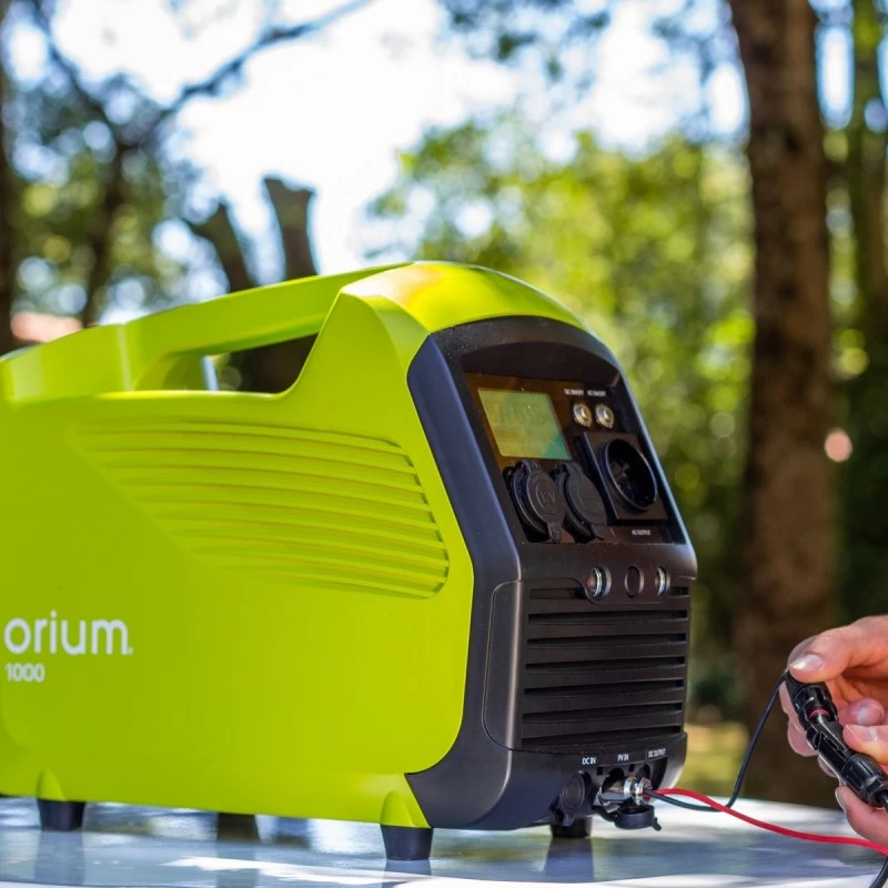 Batterie Mobile Izywatt 1000Wh + Panneau Solaire Semi-fexible 120W 8 Batterie Mobile Izywatt 1000Wh + Panneau Solaire Semi-fexible 120W – Image 6